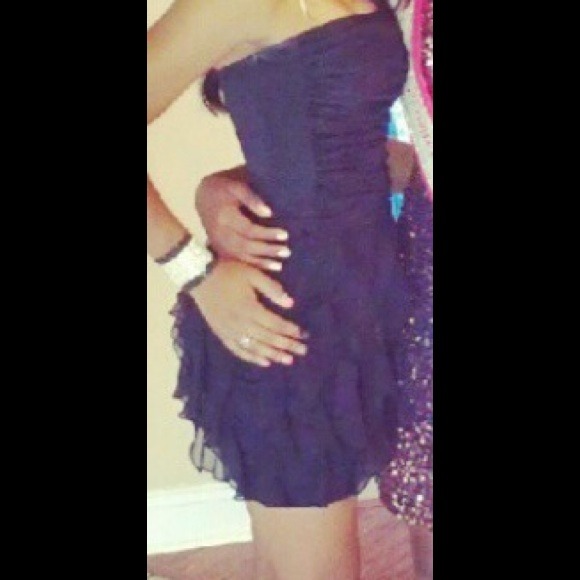 LBD. Great homecoming or party dress! - Picture 3 of 3