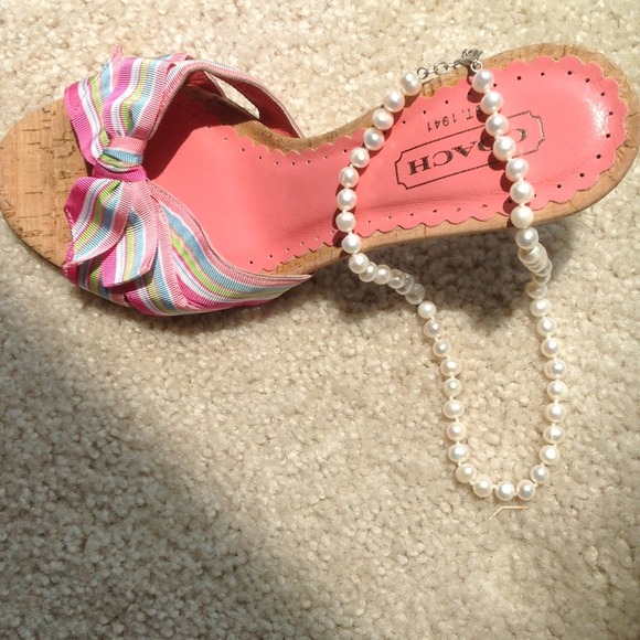 Beautiful Brand New faux pearl necklace! - Picture 1 of 3