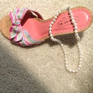 Beautiful Brand New faux pearl necklace!