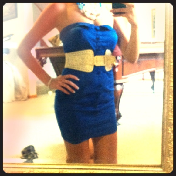 Forever 21 Blue Strapless dress w/buttons up front