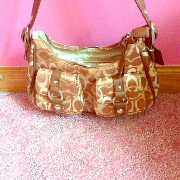 Real Coach Handbag - Picture 1 of 4