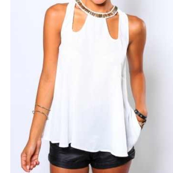 🔴🔴SOLDSOLD🔴🔴Clothes Envy Top - Picture 3 of 4