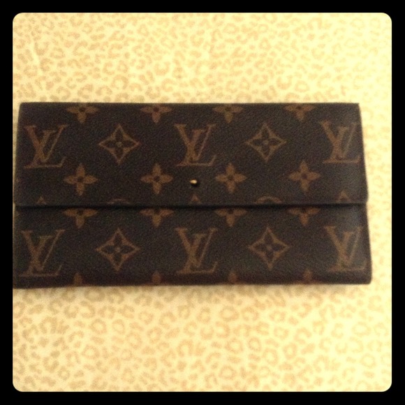 🔴LV mammogram wallet💕🔴