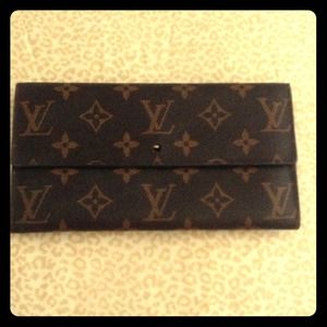 🔴LV mammogram wallet💕🔴