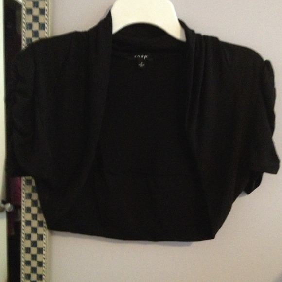 Black Shrug
