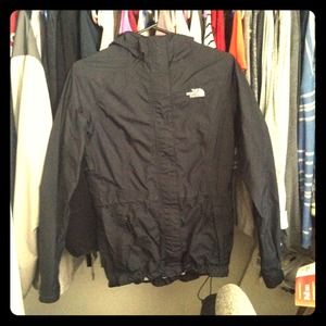 Women's black north face jacket 🚫trade🚫
