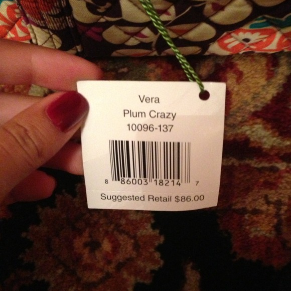 FLASH PRICE REDUCTION! NWT Vera Bradley Vera Tote - Picture 3 of 4