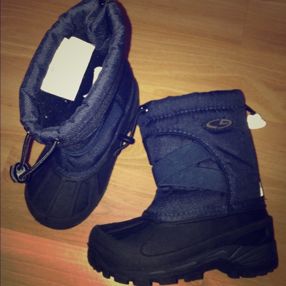 ⚠SOLD THROUGH PP⚠BOYS WINTER BOOTS