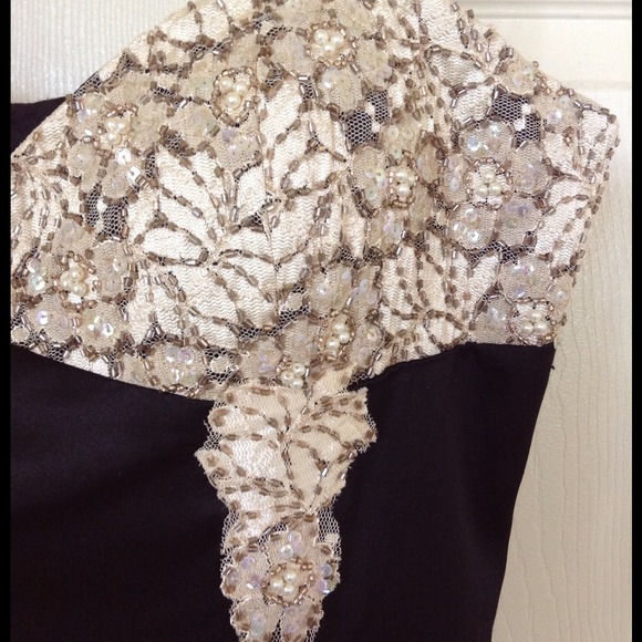 🌀SOLD🌀  Silk Beaded Boustier - Picture 2 of 3