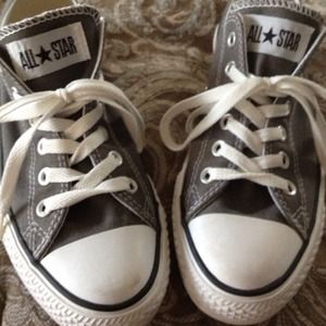 Converse Chuck Taylors 👍👟