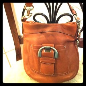 🔴SOLD 🔴 REDUCED!! B.Makowski Leather Cross-body