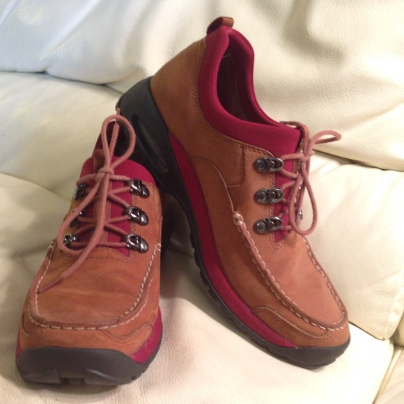 SOLD - Cole Haan Brown Leather Hiking Boots