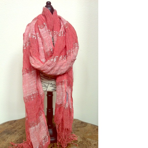 ❤️SOLD❤️Salmon Pink Lightweight Shimmer Scarf