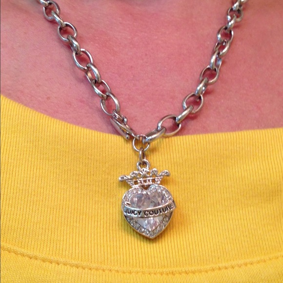 💗SOLD!💗Juicy Couture Silver Toggle Necklace.