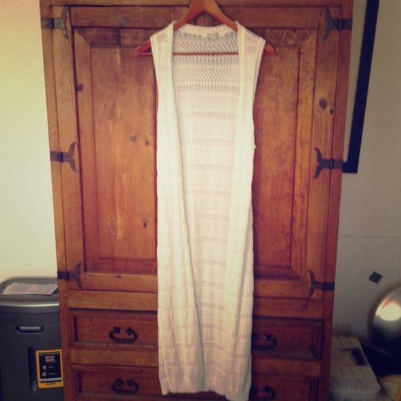 White mesh forever 21 vest