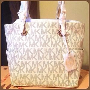 Michael Kors® Jet Set 👜