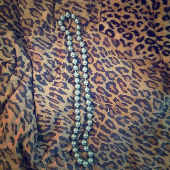 Bluish/green pearls from Italy!