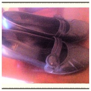 Gianni Bini Leather Designer Heels