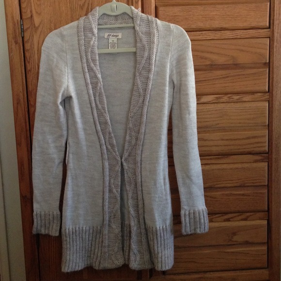 Cream/Tan Long Sweater