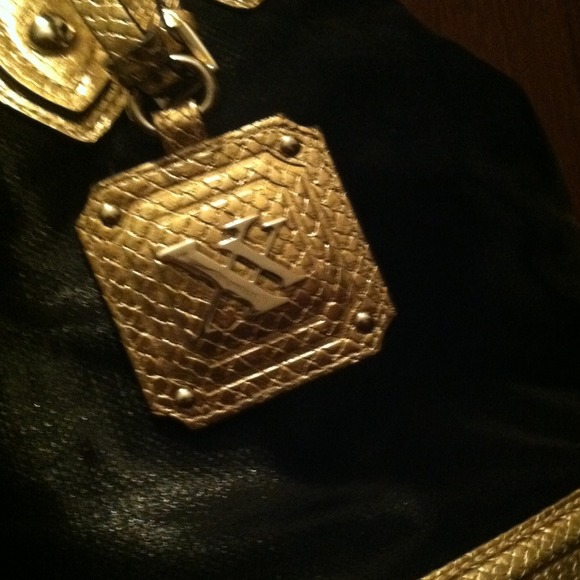 Rocker Purse!๐ - Picture 2 of 3