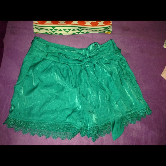 🍭REDUCED🍭Charlotte Russe set - Picture 3 of 4