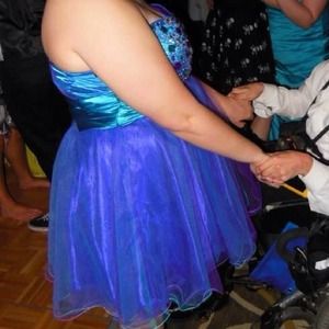 Beautiful strapless! Worn once.