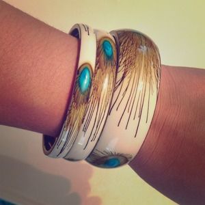 Peacock print bracelet