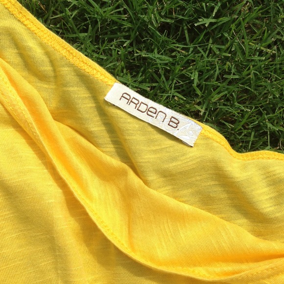 One Shoulder Top - Picture 4 of 5