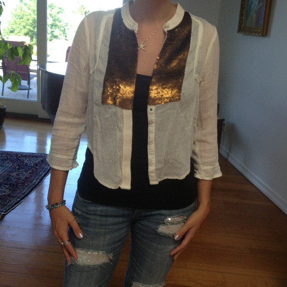 🚫SOLD in BUNDLE🚫Free People Sequined blouse