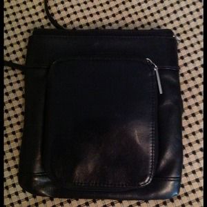 Clark's black cross body purse