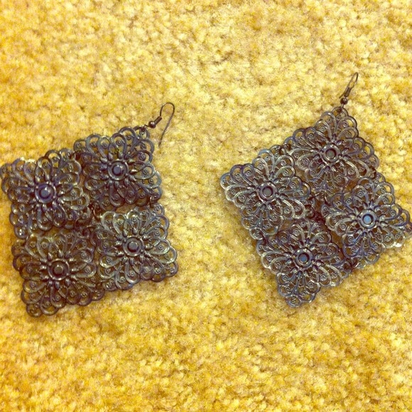 Black vintage earrings