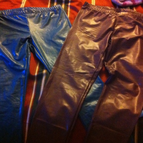 Leather leggings
