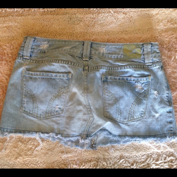 Hollister Skirt - Picture 2 of 2