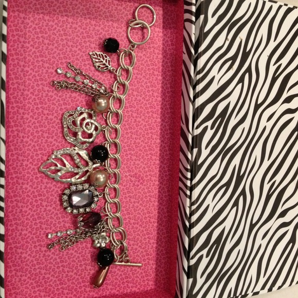 Multi charm fashion bracelet