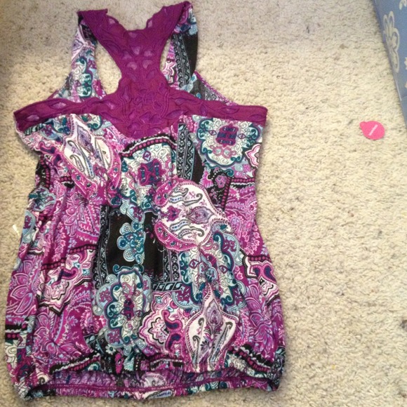 Tank top - Picture 2 of 4