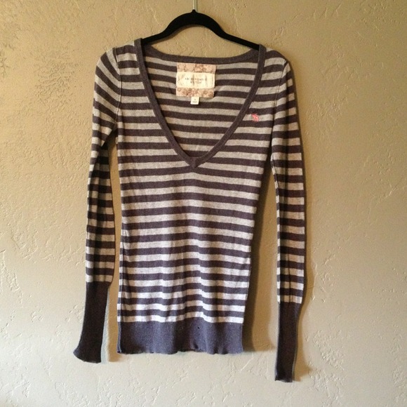 Abercrombie & Fitch Striped sweater