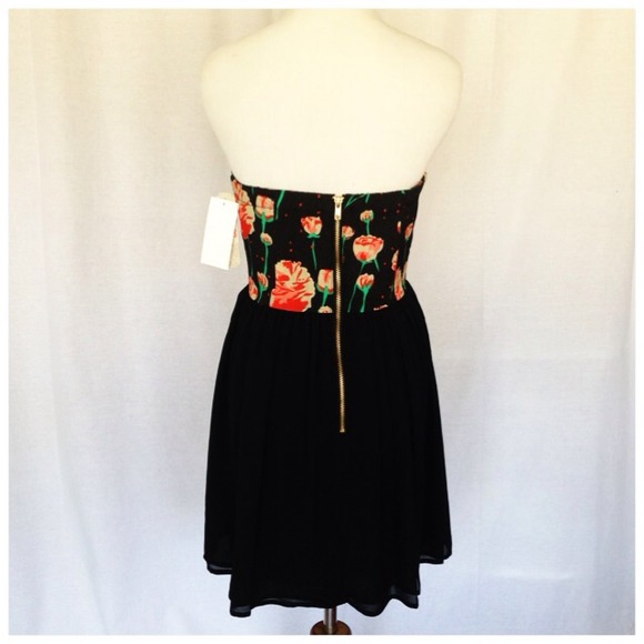 ❤SOLD In a bundle❤ - Picture 3 of 4