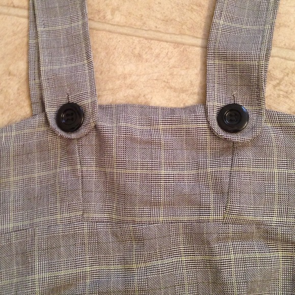 ✅Sold in bundle ✅Grey and green tweed print dress - Picture 2 of 3