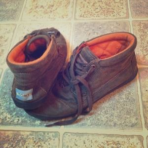 Toms - Brown, size 7.5