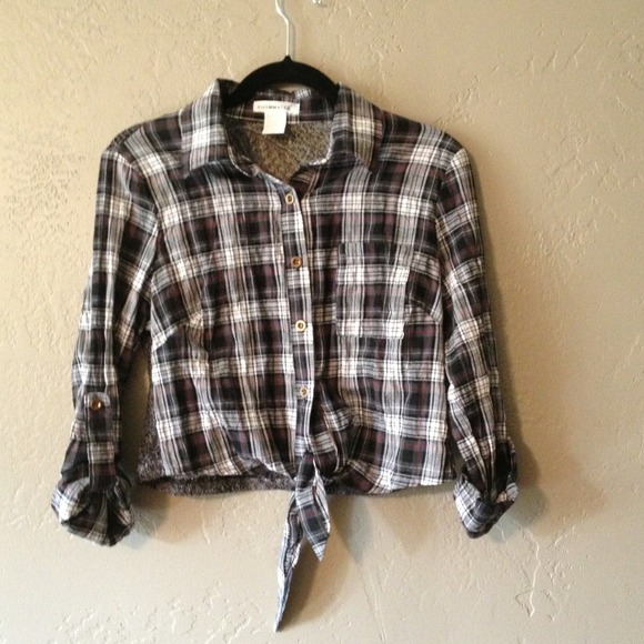 Lace back cropped flannel