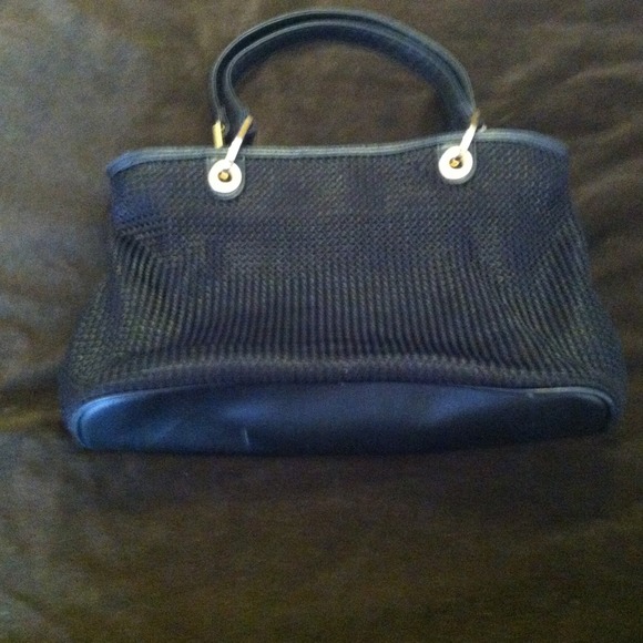 Blk purse. silk  basket weave material.