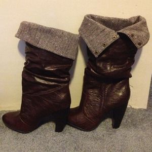 🎉RESERVED🎉REDUCED🎉 Qupid two way boot