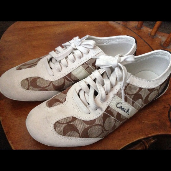 AUTHENTIC COACH Baylee snickers👟👟👟