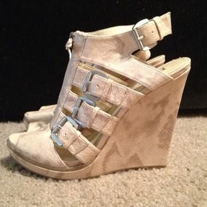 Enzo Angiolini Wedges