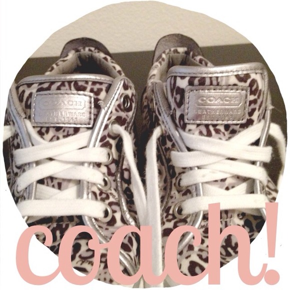 🎉👟Leopard print coach sneakers!