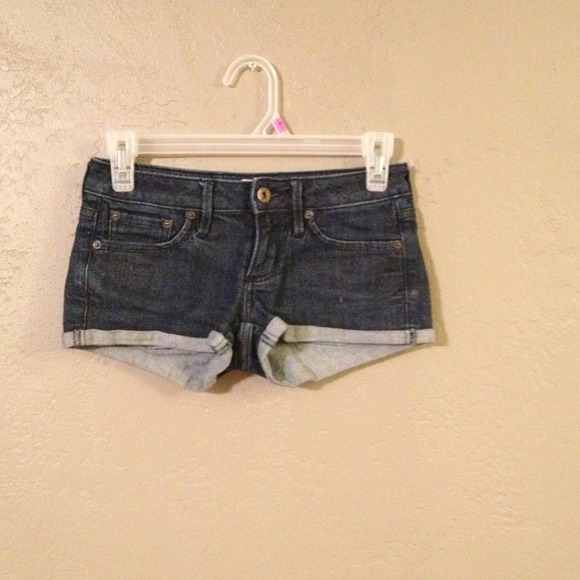 Tilt shorts