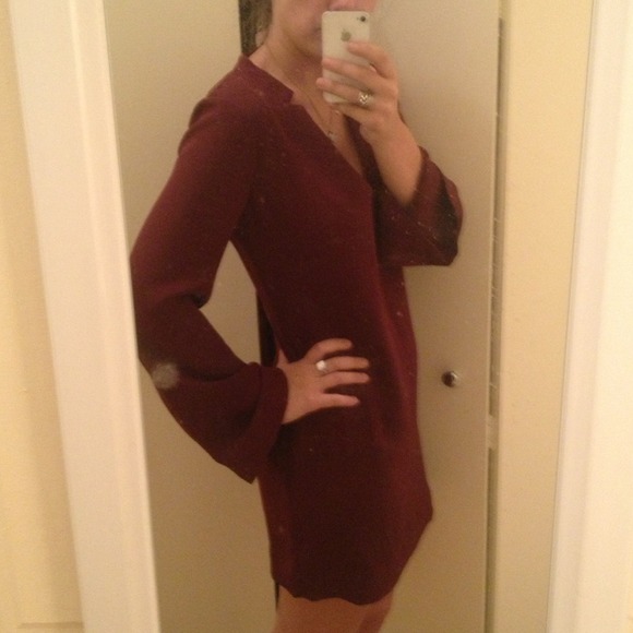 Elizabeth and James maroon dress - Picture 2 of 3