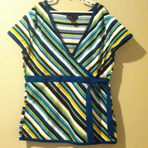 Great striped top. - Picture 1 of 1