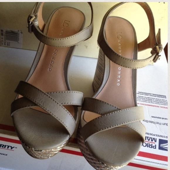 Lauren Conrad wedges - Picture 1 of 4