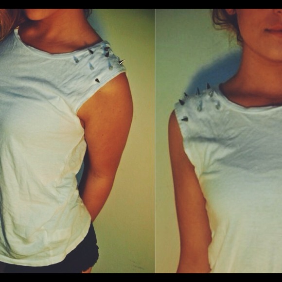 SOLDStudded tank, black denim short shorts - Picture 3 of 3